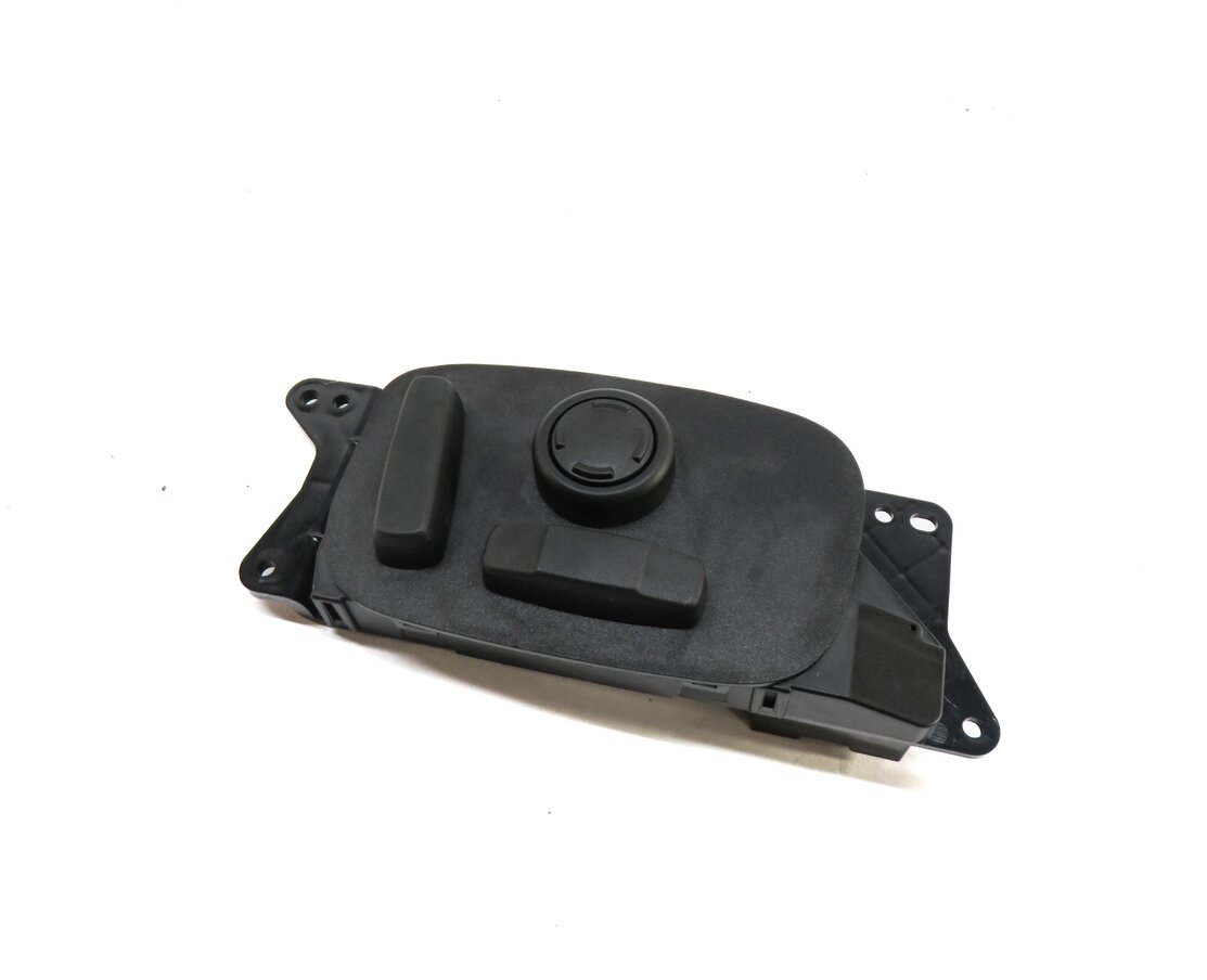 2017 DISCOVERY SPORT (L550) FRONT RIGHT PASSENGER SEAT ADJUST ADJUSTMENT SWITCH