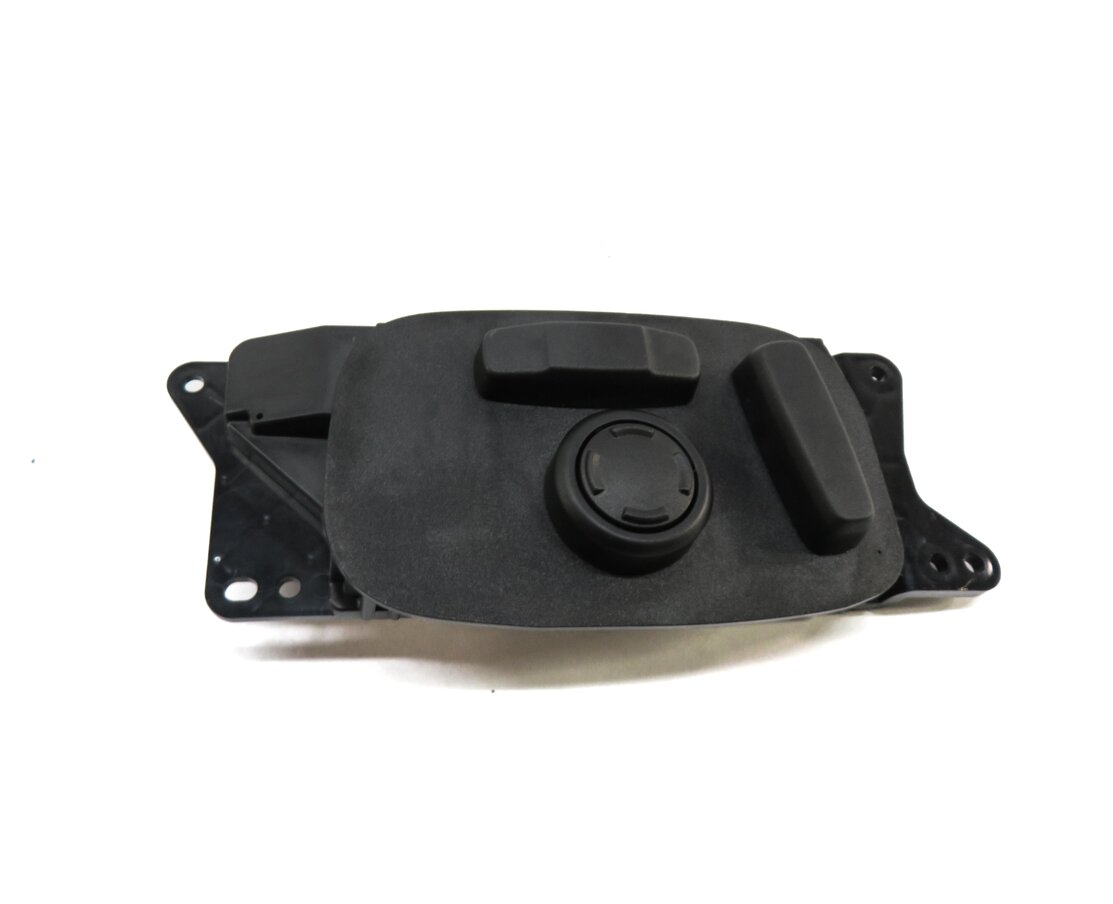 Thumbnail 4: 2017 DISCOVERY SPORT (L550) FRONT RIGHT PASSENGER SEAT ADJUST ADJUSTMENT SWITCH