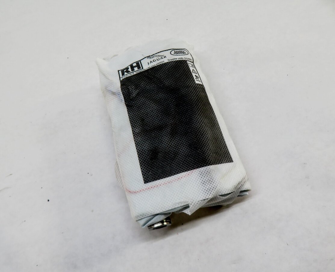 Thumbnail 3: 2012-2019 DISCOVERY SPORT EVOQUE (L538 L550) RIGHT FRONT PASSENGER SEAT AIRBAG