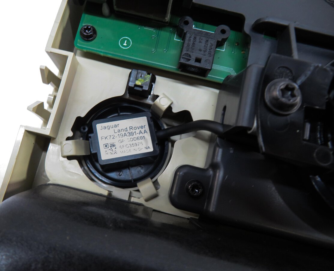 Thumbnail 9: 2017 LAND ROVER DISCOVERY SPORT (L550) FRONT DOMELIGHT MAP RADING LIGHT (BEIGE)