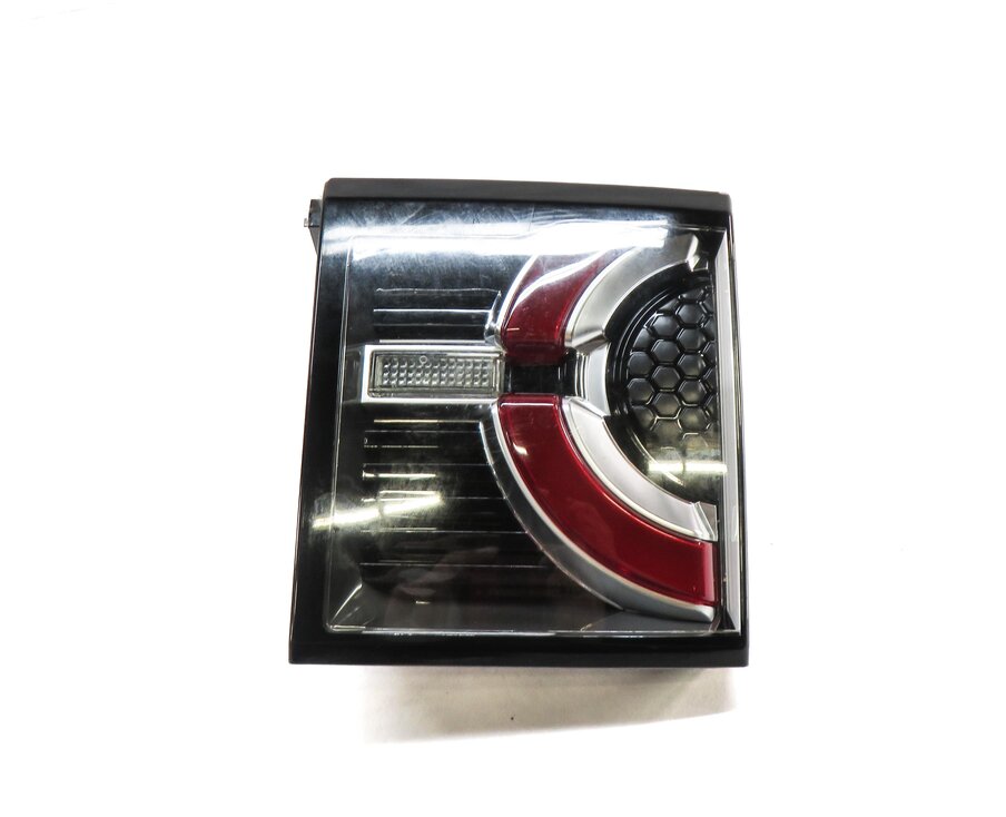 Thumbnail 3: 15-19 LAND ROVER DISCOVERY SPORT (L550) RIGHT REAR INNER TAILLIGHT LIGHT LAMP