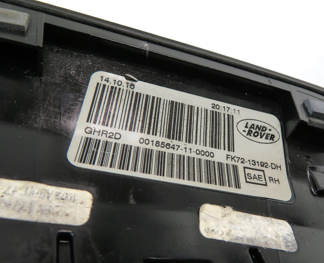 Thumbnail 6: 15-19 LAND ROVER DISCOVERY SPORT (L550) RIGHT REAR INNER TAILLIGHT LIGHT LAMP