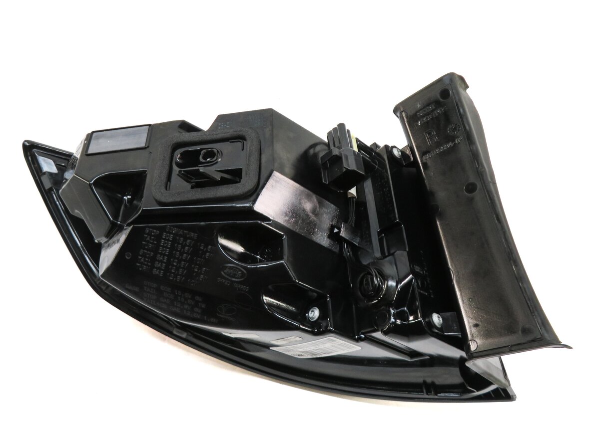 Thumbnail 5: 15-19 LAND ROVER DISCOVERY SPORT (L550) RIGHT REAR TAILLIGHT BRAKE LIGHT LAMP