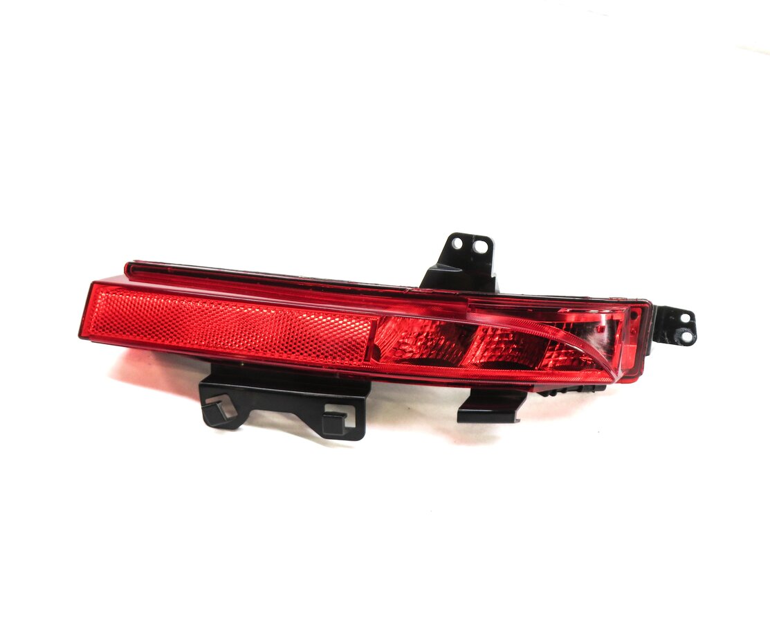 Thumbnail 2: 15-19 LAND ROVER DISCOVERY SPORT (L550) RIGHT REAR BUMPER TAILLIGHT LIGHT LAMP