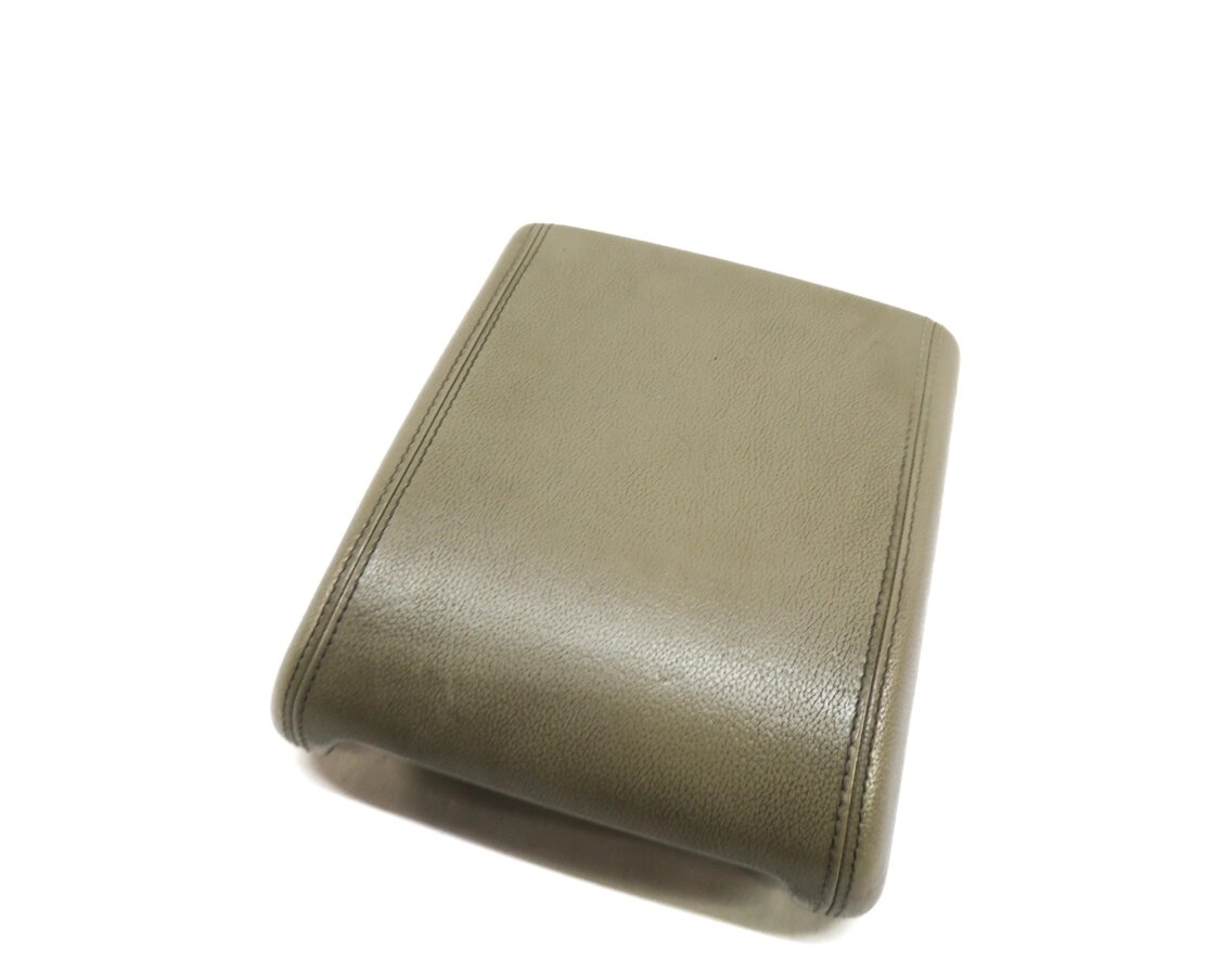 2015-2019 DISCOVERY SPORT (L550) FRONT CENTER CONSOLE ARMREST LID (ALMOND BEIGE)