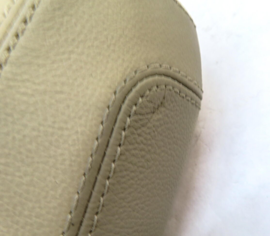 Thumbnail 8: 15-19 DISCOVERY SPORT (L550) REAR LEFT CENTER RIGHT HEADREST SET-3 ALMOND BEIGE