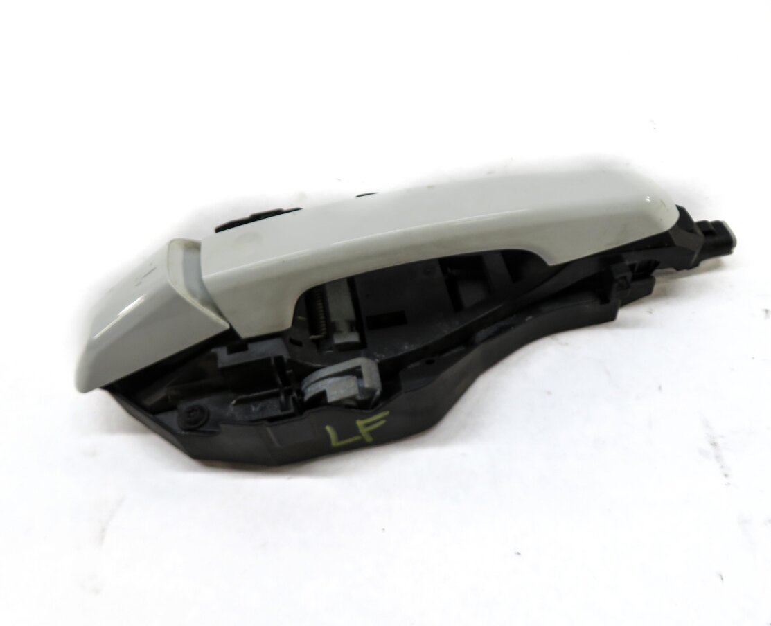 Thumbnail 3: 15-19 DISCOVERY SPORT (L550) FRONT LEFT DRIVER PASSIVE DOOR HANDLE (FUJI WHITE)