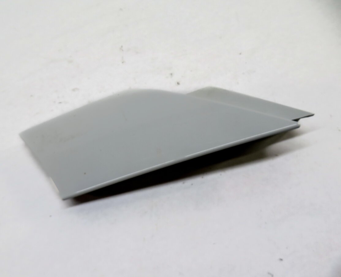 Thumbnail 3: 2017 LAND ROVER DISCOVERY SPORT (L550) FRONT RIGHT DOOR MOULDING CAP TRIM WHITE