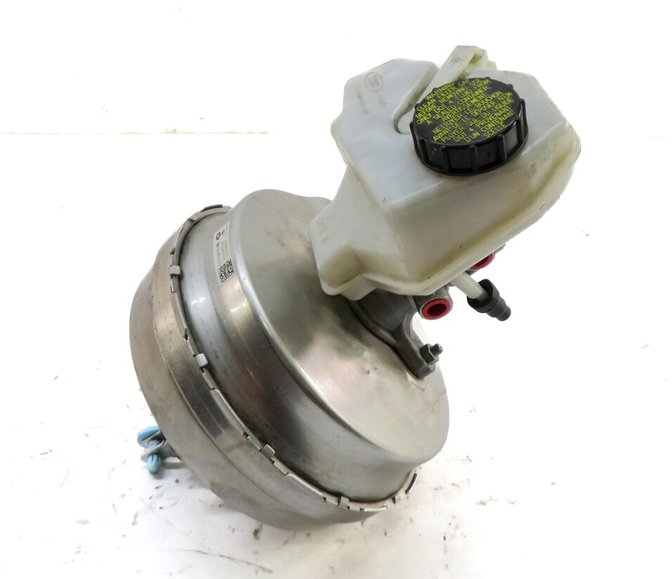 Thumbnail 2: 15-19 RANGE ROVER EVOQUE DISCOVERY SPORT (L538 L550) BRAKE BOOSTER w/ CYLINDER