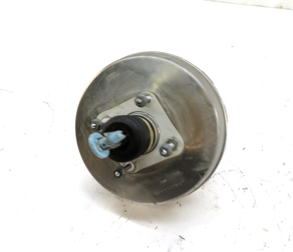 Thumbnail 6: 15-19 RANGE ROVER EVOQUE DISCOVERY SPORT (L538 L550) BRAKE BOOSTER w/ CYLINDER