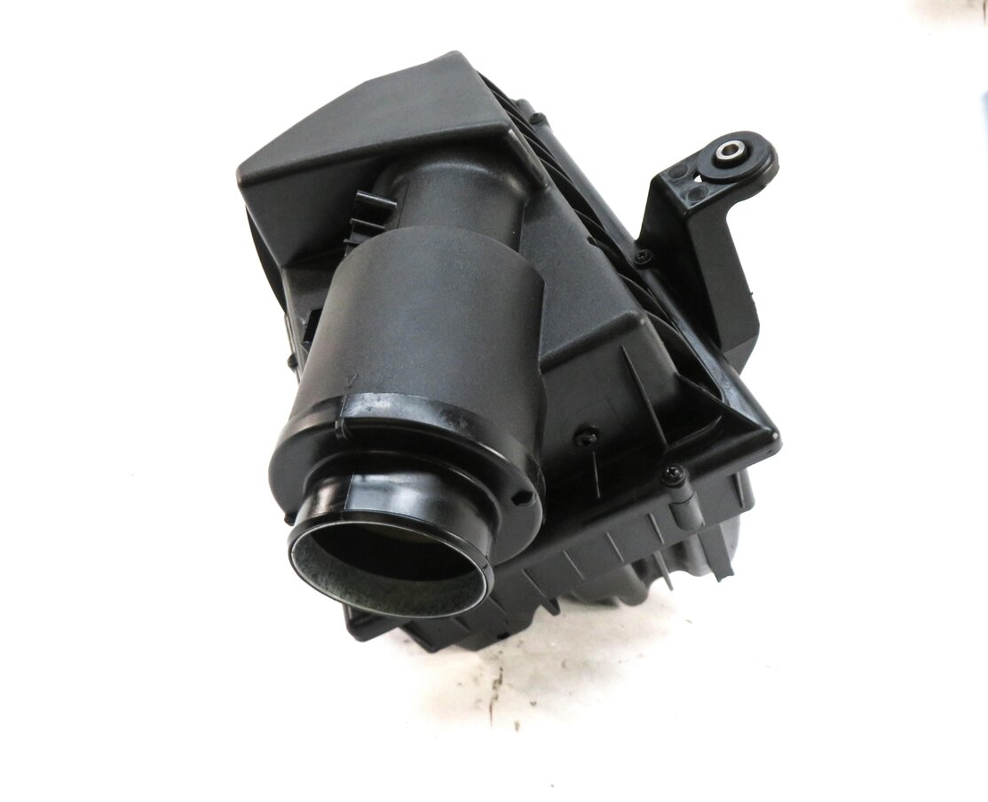 Thumbnail 4: 2015-2017 RANGE ROVER EVOQUE DISCOVERY SPORT (L538 L550) AIR FILTER BOX HOUSING