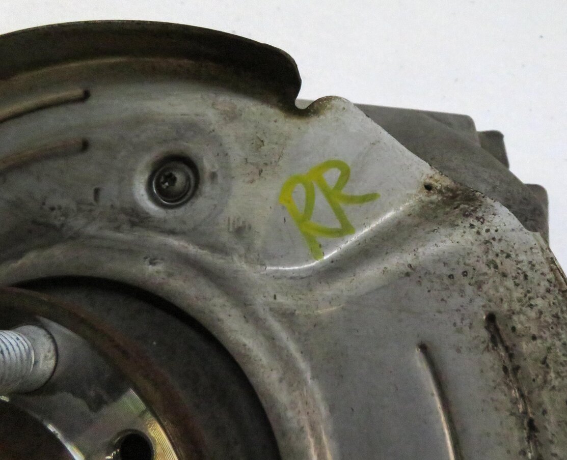 Thumbnail 6: 2015-2019 LAND ROVER DISCOVERY SPORT (L550) RIGHT PASSENGER REAR SPINDLE KNUCKLE