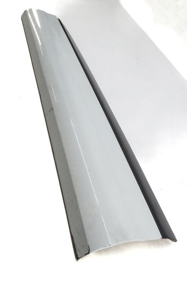 Thumbnail 2: 2019 AUDI Q7 (4M) FRONT LEFT DRIVER DOOR LOWER MOULDING RUNNER TRIM (WHITE 2Y2Y)