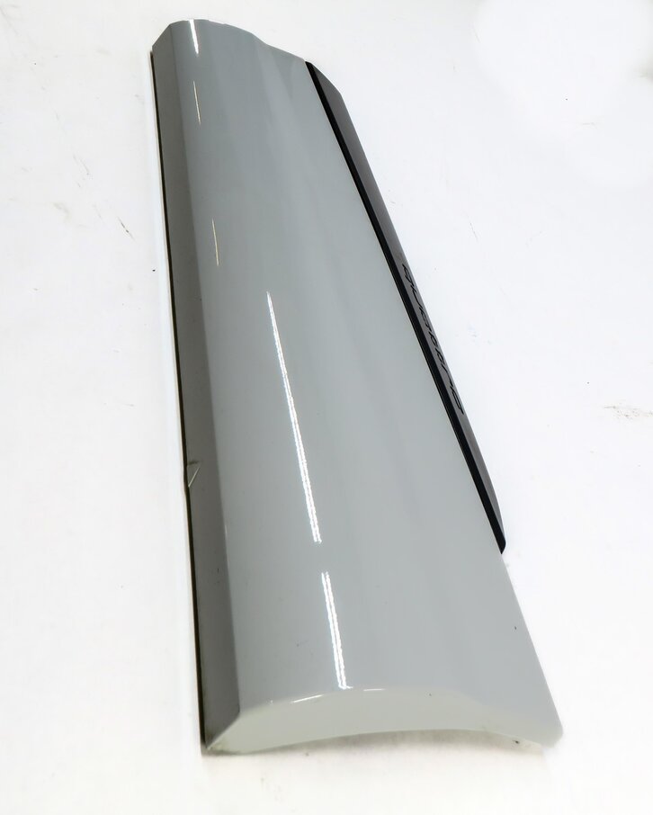Thumbnail 2: 2019 AUDI Q7 (4M) REAR LEFT DOOR LOWER RUNNER TRIM MOULDING (GLACIER WHITE)