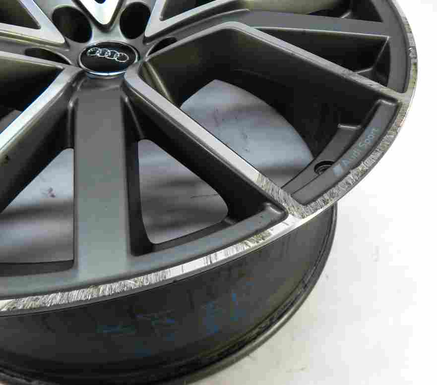 Thumbnail 11: 2019 AUDI Q7 (4M) 22x10 ALUMINUM ALLOY 5-SPOKE V SPOKE WHEEL RIM