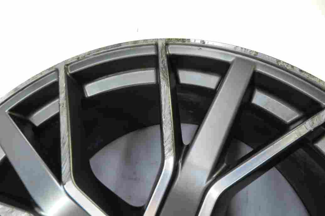 Thumbnail 12: 2019 AUDI Q7 (4M) 22x10 ALUMINUM ALLOY 5-SPOKE V SPOKE WHEEL RIM