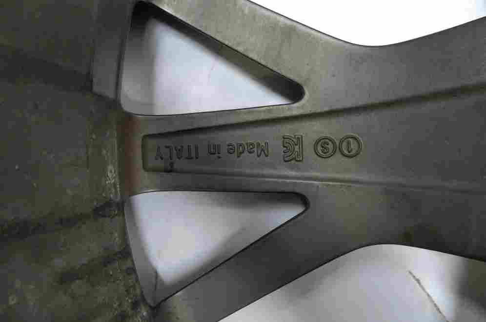 Thumbnail 7: 2019 AUDI Q7 (4M) 22x10 ALUMINUM ALLOY 5-SPOKE V SPOKE WHEEL RIM