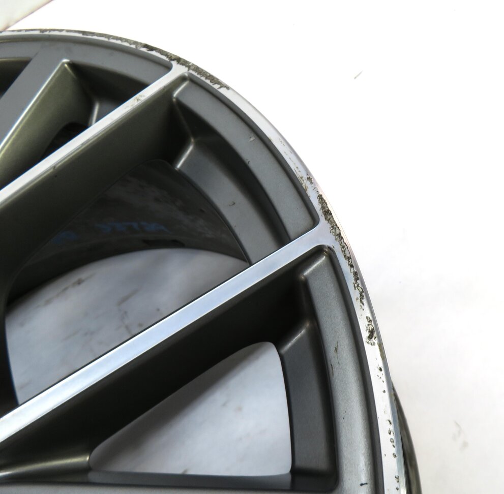 Thumbnail 12: 2019 AUDI Q7 (4M) 22x10 ALUMINUM ALLOY 5-SPOKE V SPOKE WHEEL RIM