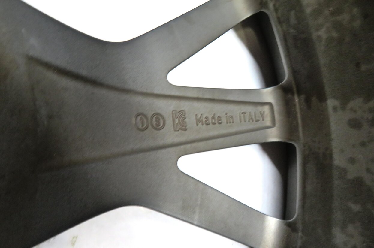 Thumbnail 7: 2019 AUDI Q7 (4M) 22x10 ALUMINUM ALLOY 5-SPOKE V SPOKE WHEEL RIM