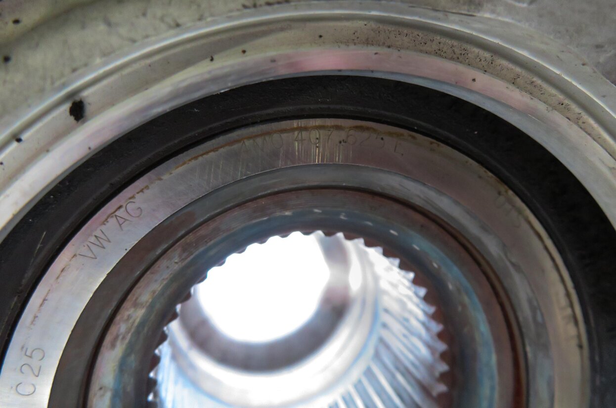 Thumbnail 8: 2017-2022 AUDI Q7 (4M) REAR RIGHT PASSENGER SPINDLE KNUCKLE STUB WHEEL HUB