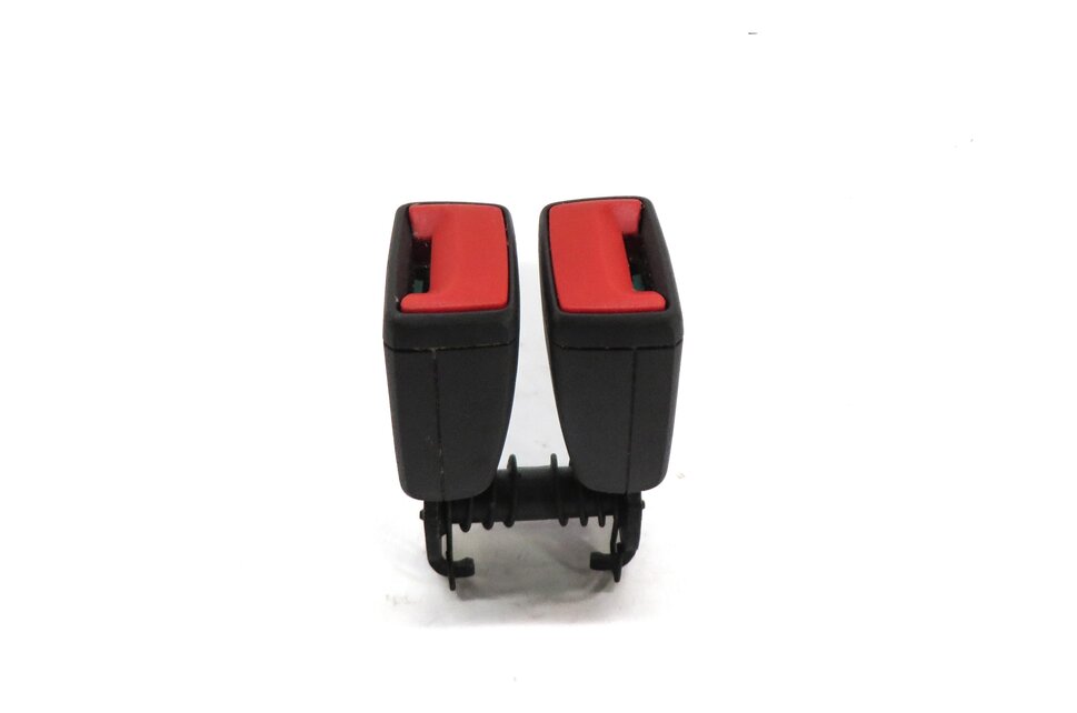 Thumbnail 3: 2019 AUDI Q7 (4M) REAR 3rd THIRD ROW SEAT SEATBELT BUCKLES