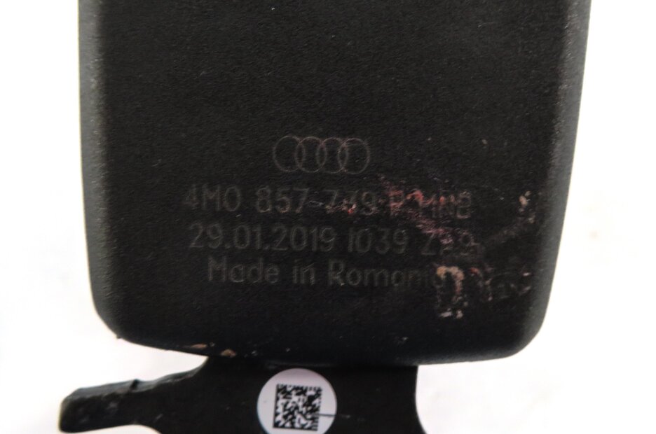 Thumbnail 8: 2019 AUDI Q7 (4M) REAR 3rd THIRD ROW SEAT SEATBELT BUCKLES