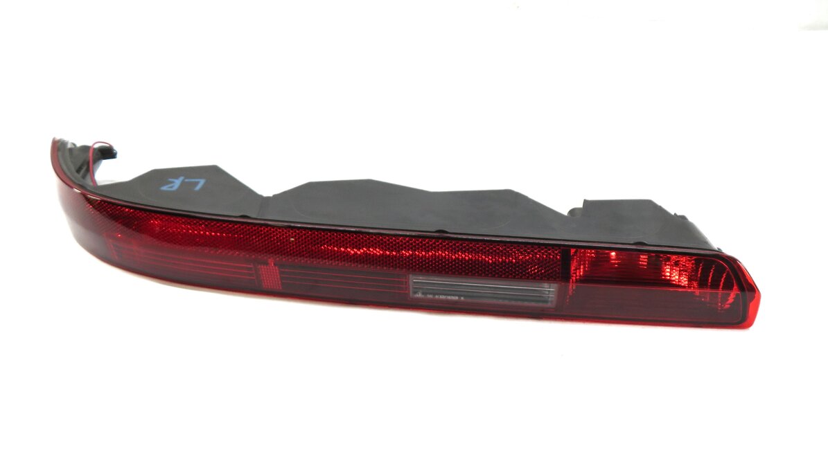 Thumbnail 3: 2017-2020 AUDI Q7 (4M) LEFT DRIVER REAR LOWER BUMPER TAILLIGHT LIGHT LAMP