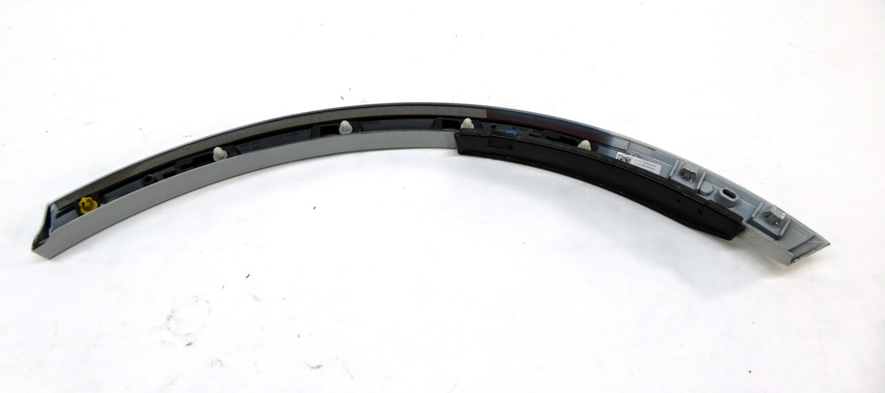 Thumbnail 4: 2019 AUDI Q7 (4M) REAR RIGHT PASSENGER SIDE WHEEL ARCH MOULDING TRIM (WHITE 2Y)