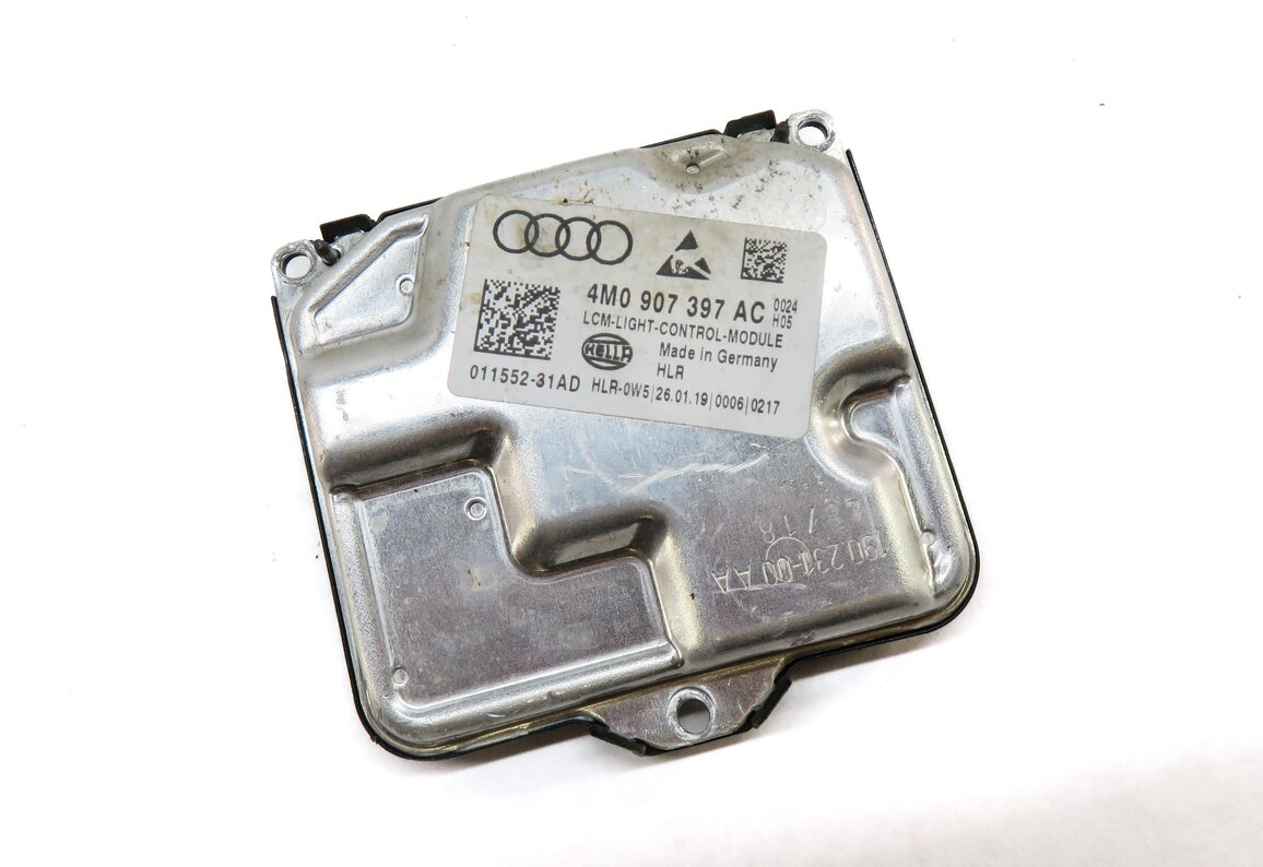 Thumbnail 3: 2019 AUDI Q7 (4M) HEADLIGHT ICM LED LIGHT LAMP CONTROL MODULE