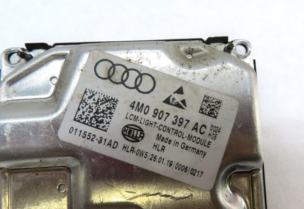 Thumbnail 4: 2019 AUDI Q7 (4M) HEADLIGHT ICM LED LIGHT LAMP CONTROL MODULE