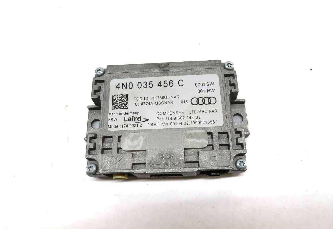 Thumbnail 2: 2019 AUDI Q7 (4M) ANTENNA COMMUNICATION CONTROL MODULE