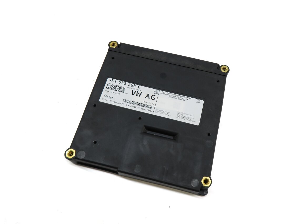 Thumbnail 2: 2019 AUDI Q7 (4M) EMERGENCY CALL COMMUNICATION CONTROL MODULE