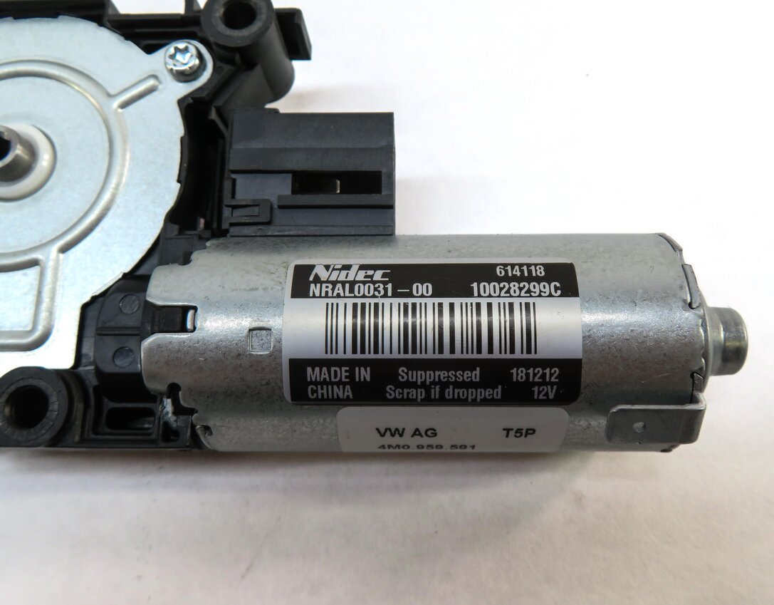 Thumbnail 6: 2017-2022 VW JETTA / AUDI - A5 Q7 RS5 S5 Q7 (F5 4M) SUNROOF MOTOR SUN ROOF MOTOR