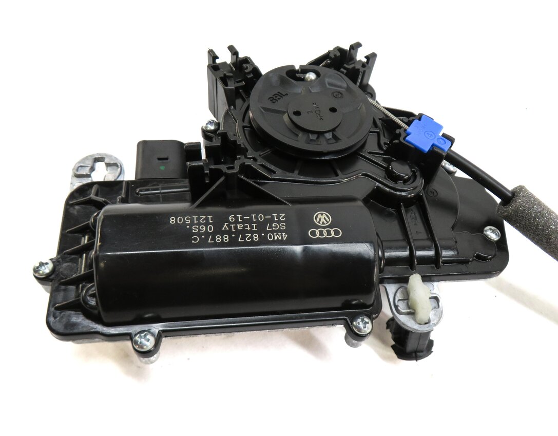 Thumbnail 8: 2019 AUDI Q7 (4M) REAR TRUNK LOCK LATCH ACTUATOR MOTOR w/ CABLE