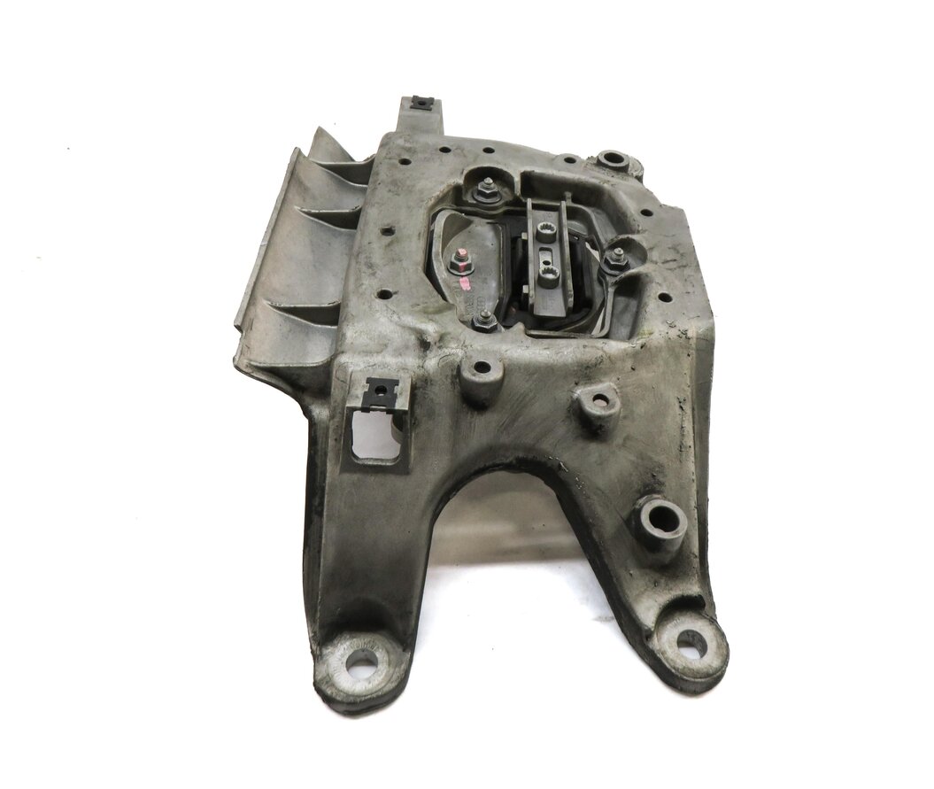 Thumbnail 4: 2016 AUDI S5 (B8 8T) 3.0L SUPERCHARGED FRONT TRANSMISSION CROSSMEMBER BRACKET