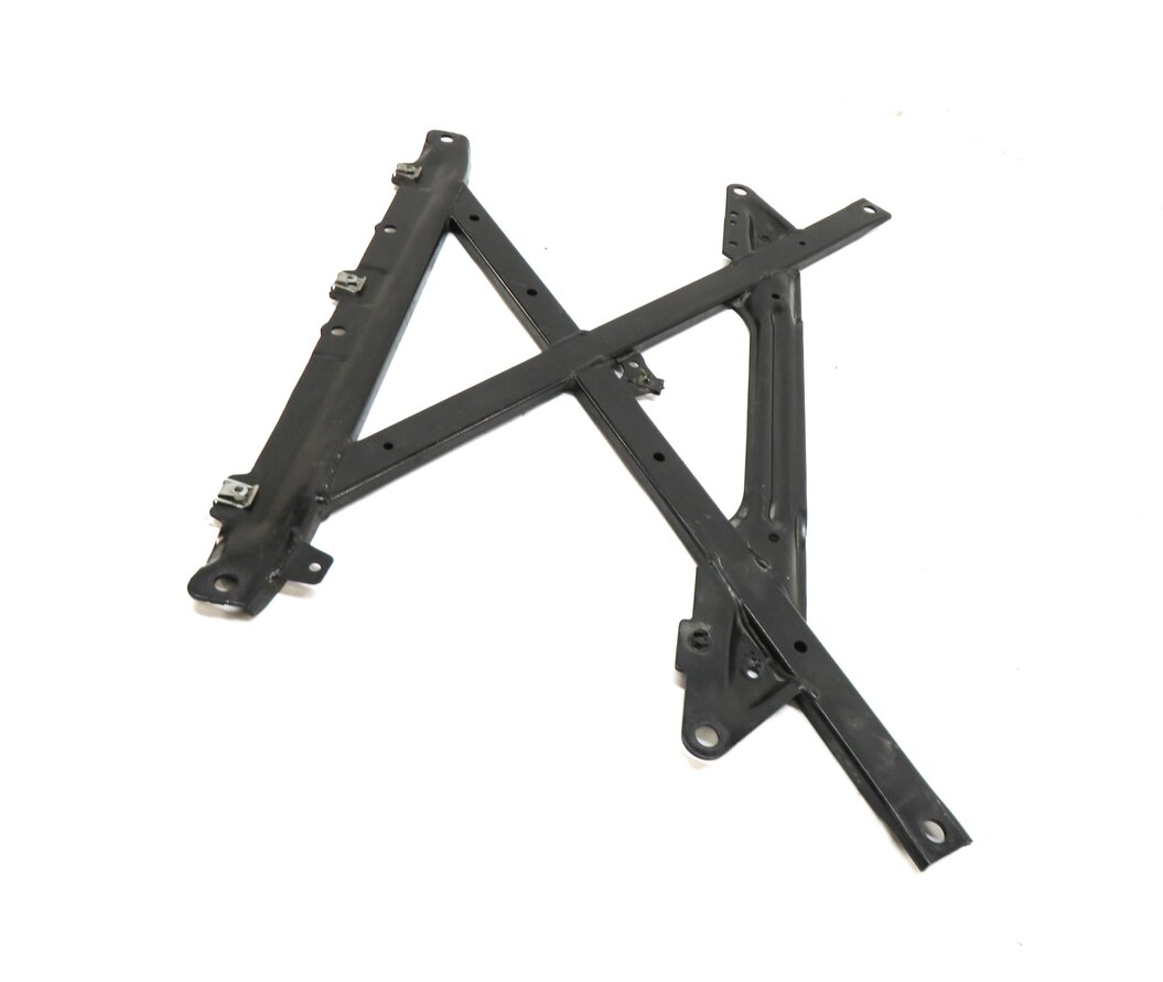 2016 AUDI S5 (B8 8T) FRONT SUSPENSION CROSSMEMBER SUPPORT BRACE BRACKET