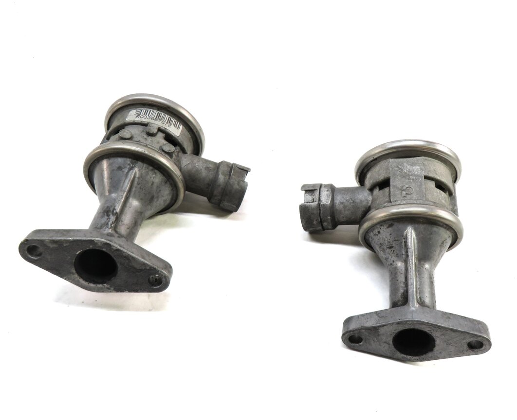 Thumbnail 2: 2006 BMW M6 (E63) 5.0L S85 ENGINE EXHAUST GAS RECIRCULATION EGR VALVE SET 2