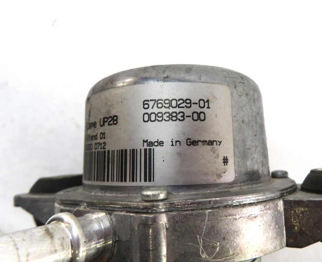 Thumbnail 7: 2006 BMW M6 (E63) 5.0L S85 ENGINE BRAKE VACUUM PUMP 34336769029