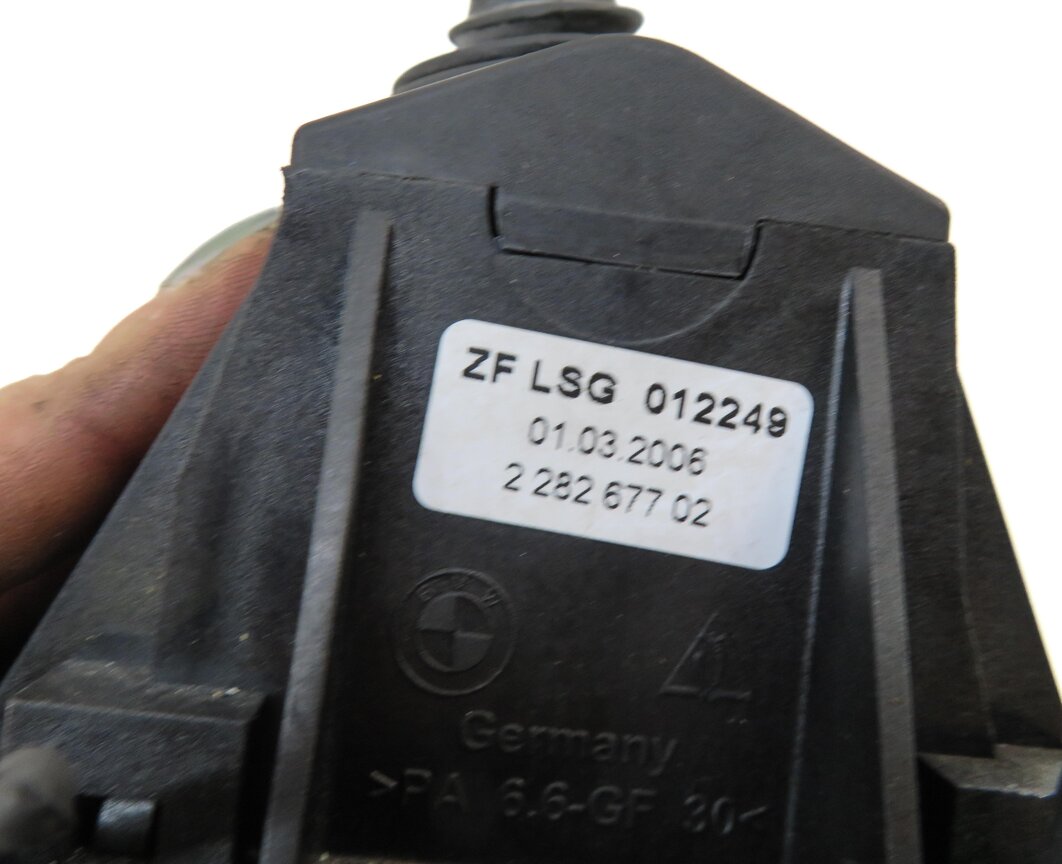 Thumbnail 7: 2006 BMW M6 (E63) SMG DTC SEQUENTIAL AUTOMATIC TRANSMISSION SHIFTER ASSEMBLY