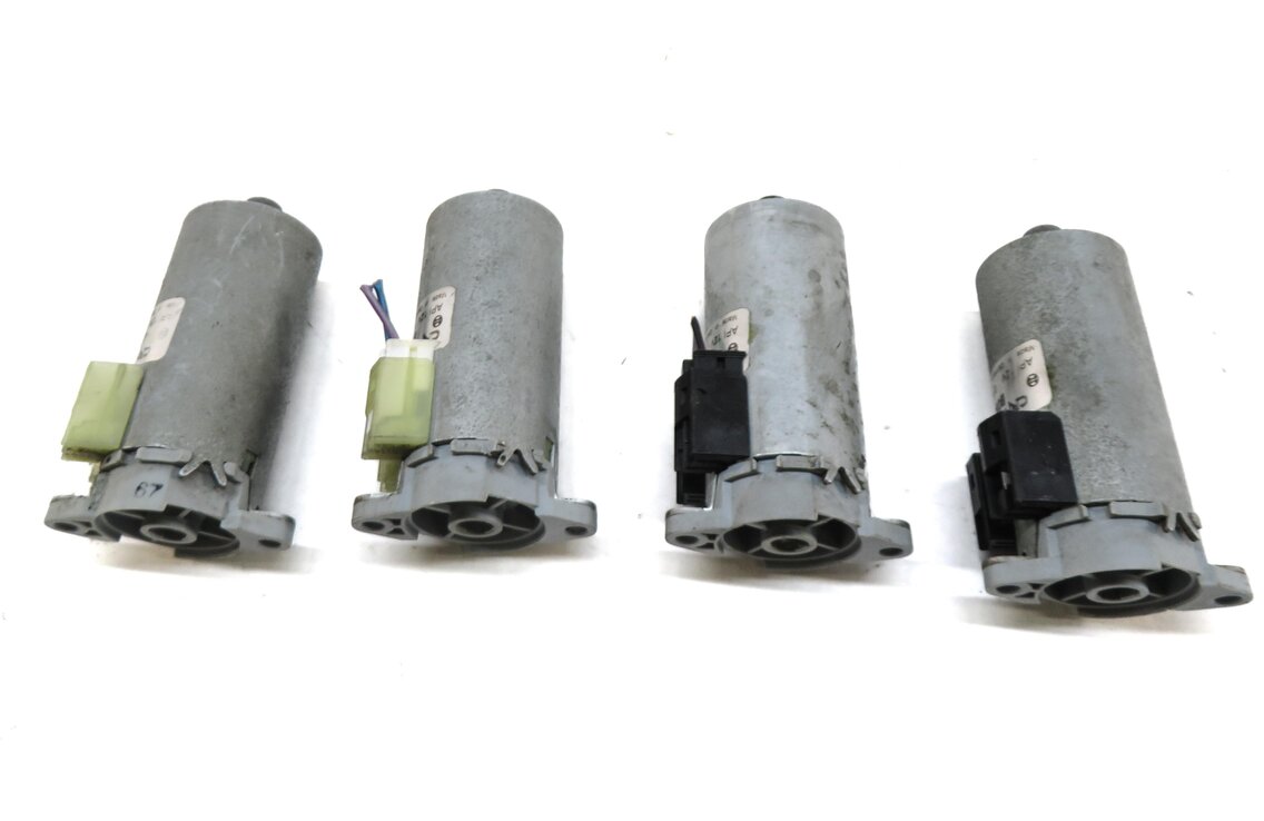 Thumbnail 4: 2006 BMW M6 (E63) FRONT RIGHT PASSENGER SEAT ADJUST ADJUSTMENT MOTOR SET 4