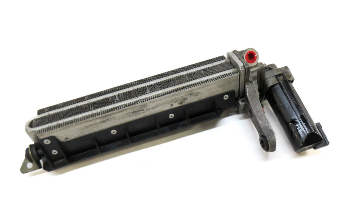 Thumbnail 3: 2006 BMW M6 (E63) 5.0L S85 ENGINE RWD SMG AUTO AUTOMATIC TRANSMISSION OIL COOLER