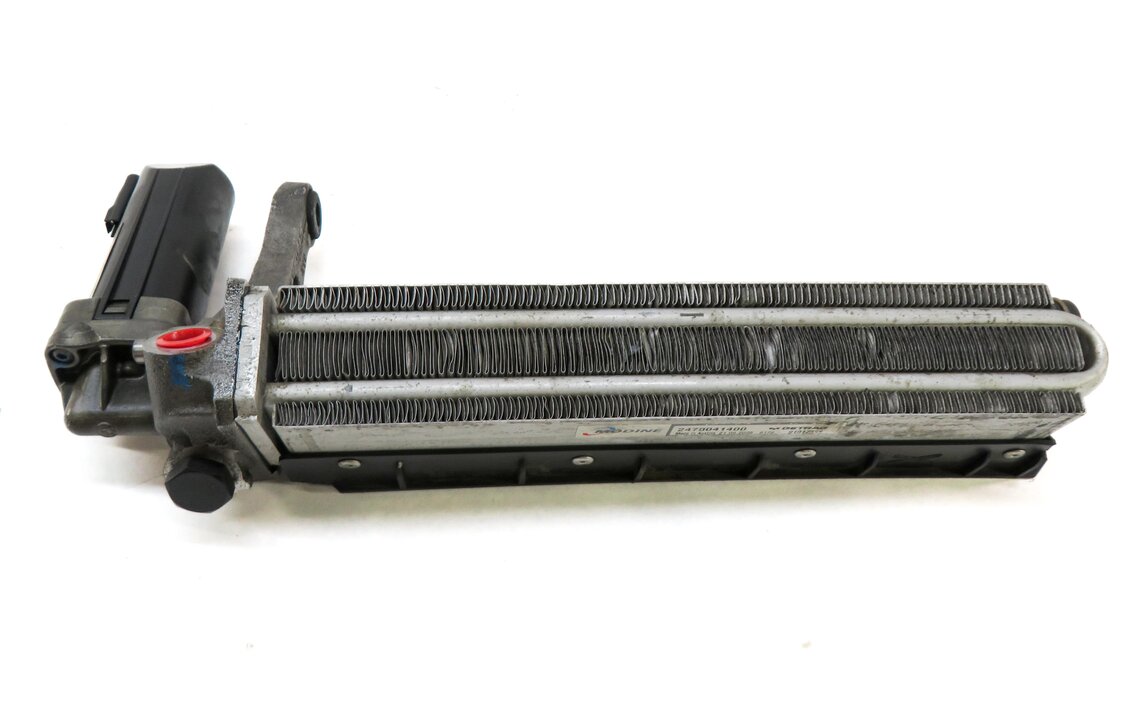 Thumbnail 5: 2006 BMW M6 (E63) 5.0L S85 ENGINE RWD SMG AUTO AUTOMATIC TRANSMISSION OIL COOLER