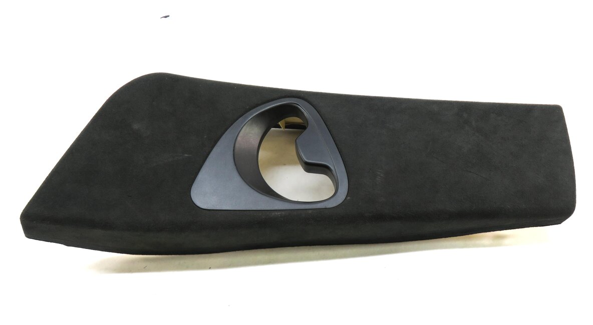 Thumbnail 2: 2006 BMW M6 (E63) LEFT B PILLAR TRIM COVER PANEL (BLACK) 51437023997