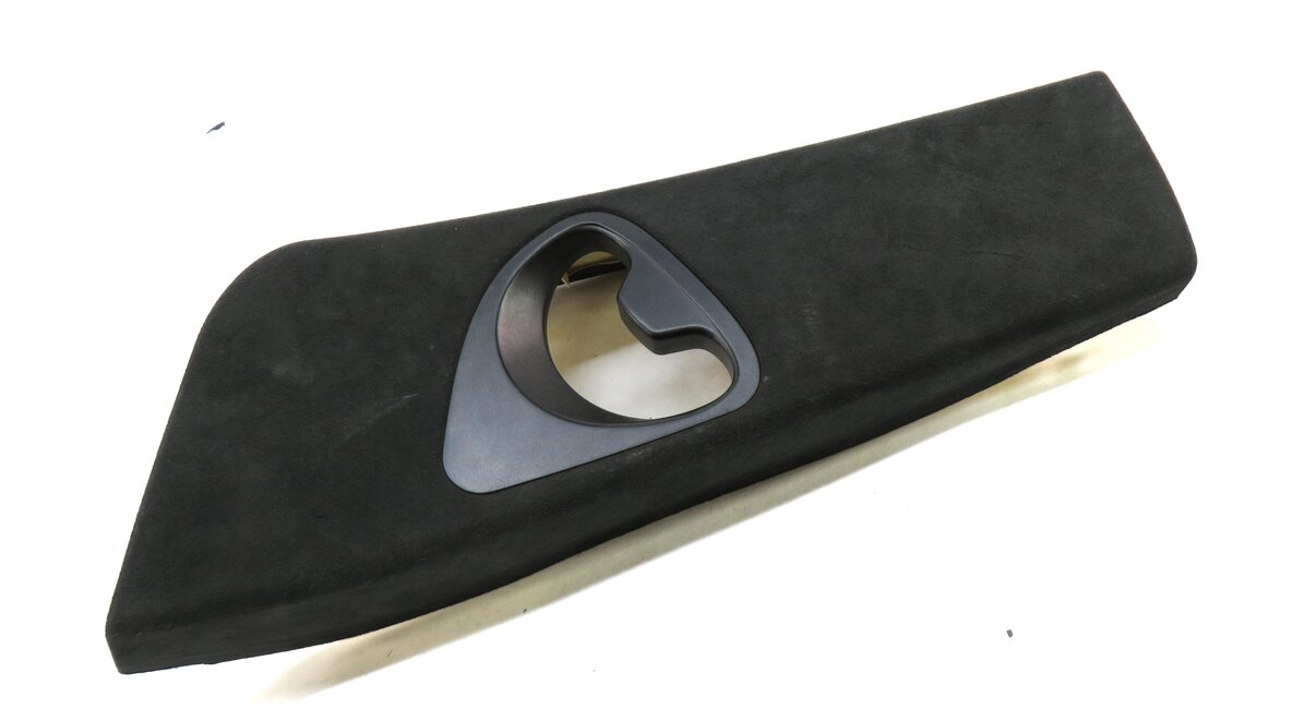 Thumbnail 3: 2006 BMW M6 (E63) LEFT B PILLAR TRIM COVER PANEL (BLACK) 51437023997