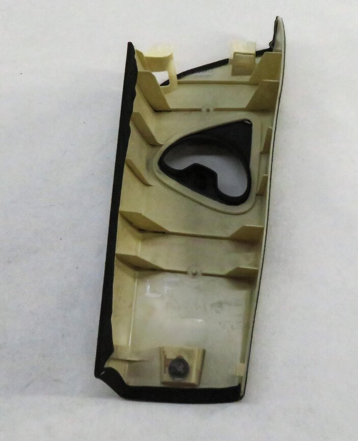 Thumbnail 5: 2006 BMW M6 (E63) LEFT B PILLAR TRIM COVER PANEL (BLACK) 51437023997