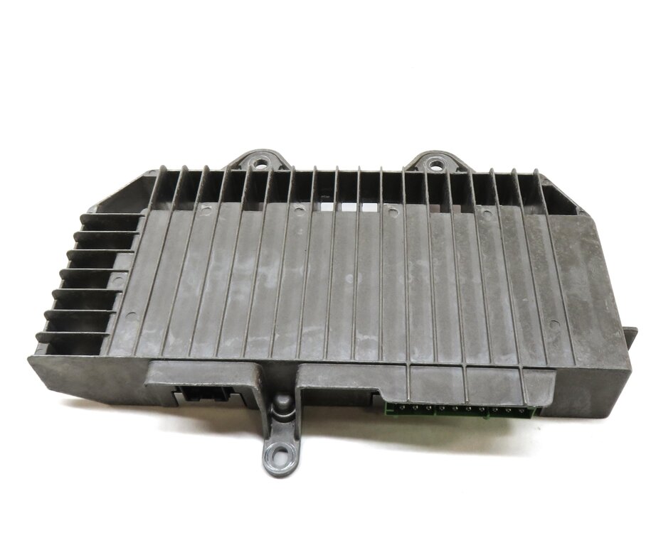 Thumbnail 2: 2009 PORSCHE CAYENNE (957) RADIO STEREO SPEAKER AMPLIFIER AMP 7L5035465A