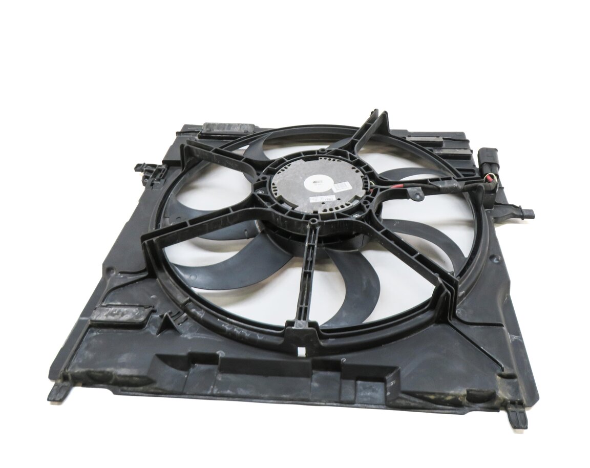 Thumbnail 5: 2007-2010 BMW X5 (E70) RADIATIOR COOLING FAN MOTOR w/ SHROUD (600 WATT)