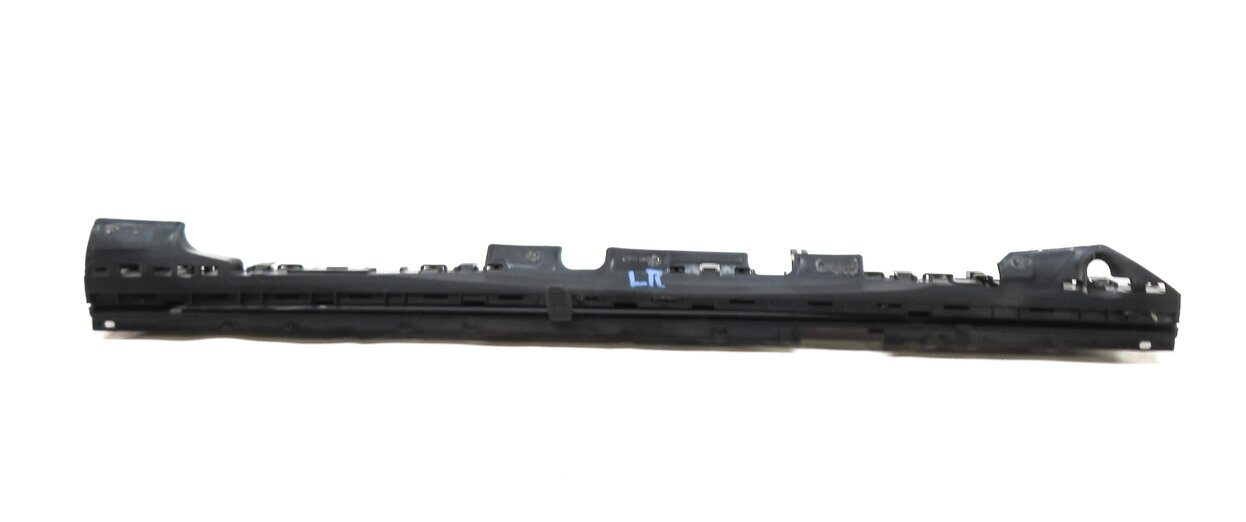 Thumbnail 2: 2007-2013 BMW X5 (E70) LEFT REAR RETRACTABLE WINDOW SUN SCREEN PRIVACY SHADE