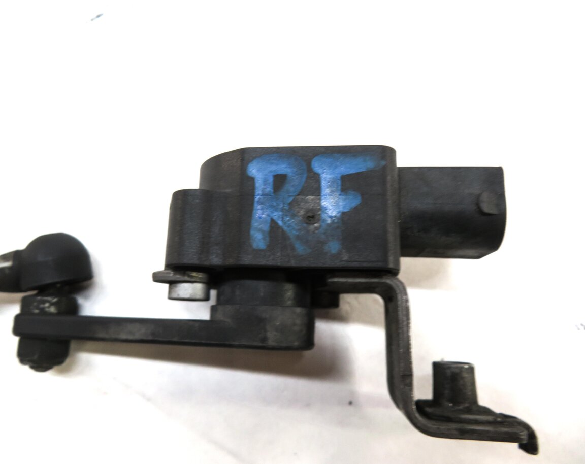 Thumbnail 5: 2009 BMW X5 (E70) FRONT RIGHT SUSPENSION HEIGHT LEVEL SENSOR 6785206