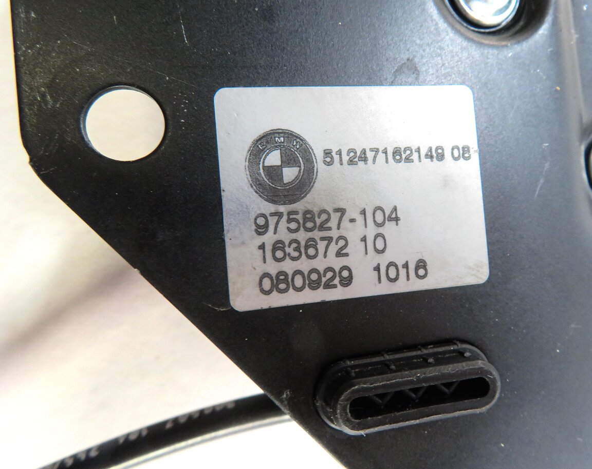 Thumbnail 7: 2009 BMW X5 (E70) REAR LEFT & RIGHT LOWER LOCK LATCH w/ HANDLE SET 3 & CABLES